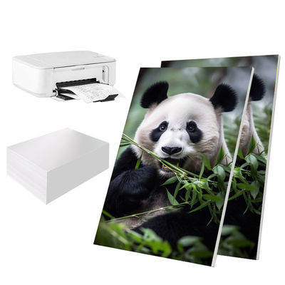 Papel fotográfico brillante de 135 gramos con recubrimiento de fundición de alta brillantez para impresión con tinta de colorante
