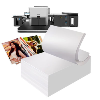 Papel satinado impermeable de doble cara de 210 g/m² para prensas digitales HP Indigo